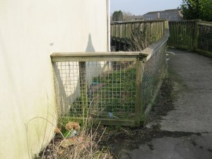 Site for rubbish bin ?